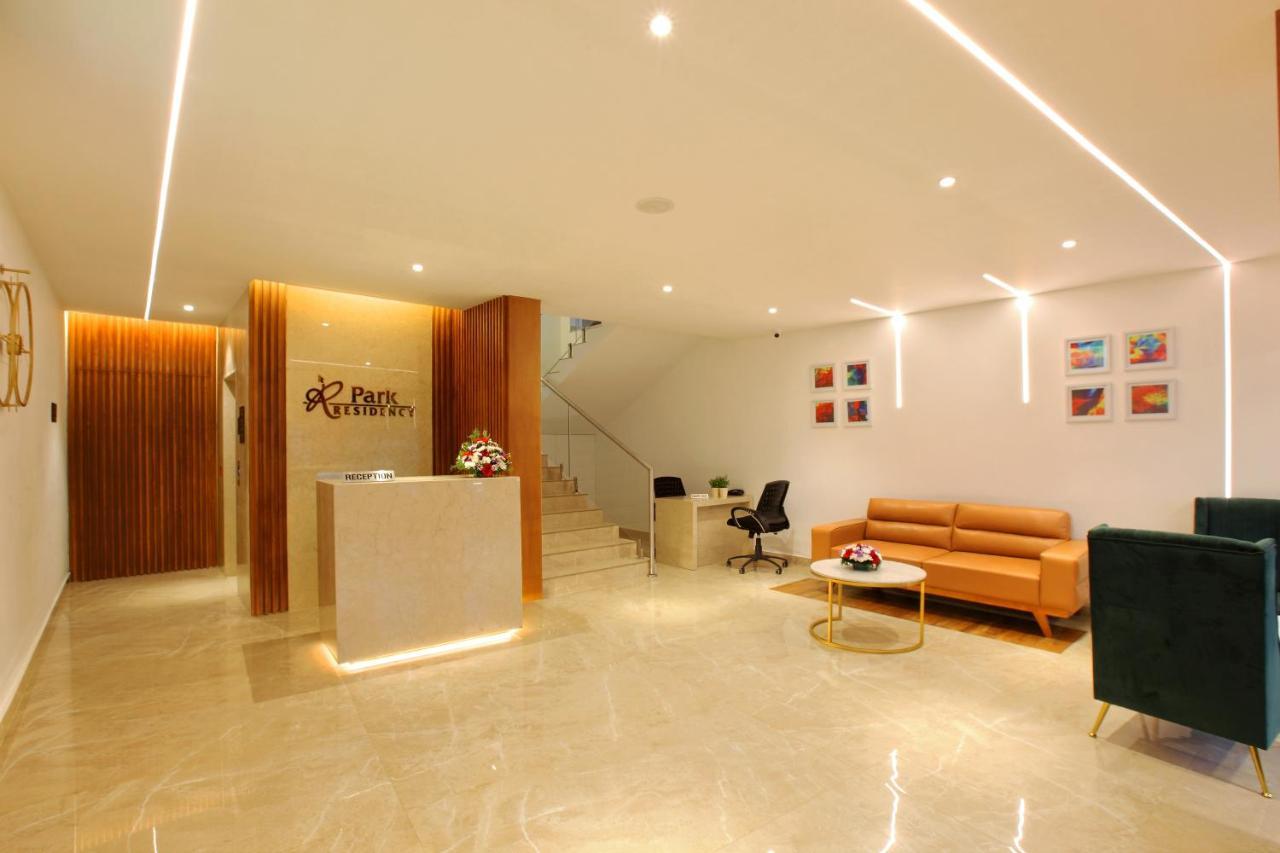 Park Residency Koothattukulam Kuttāttukulam Εξωτερικό φωτογραφία